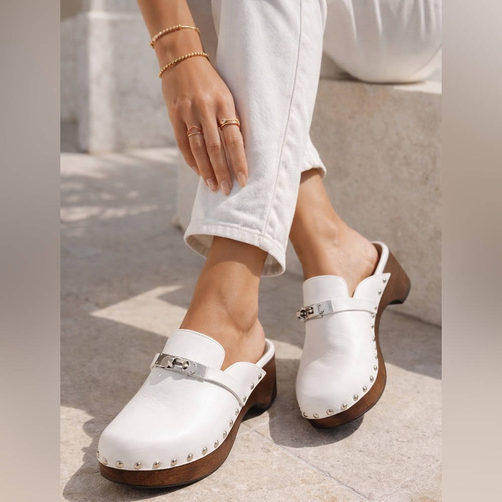 Hermes sz 39 Carlotta mule in white with box